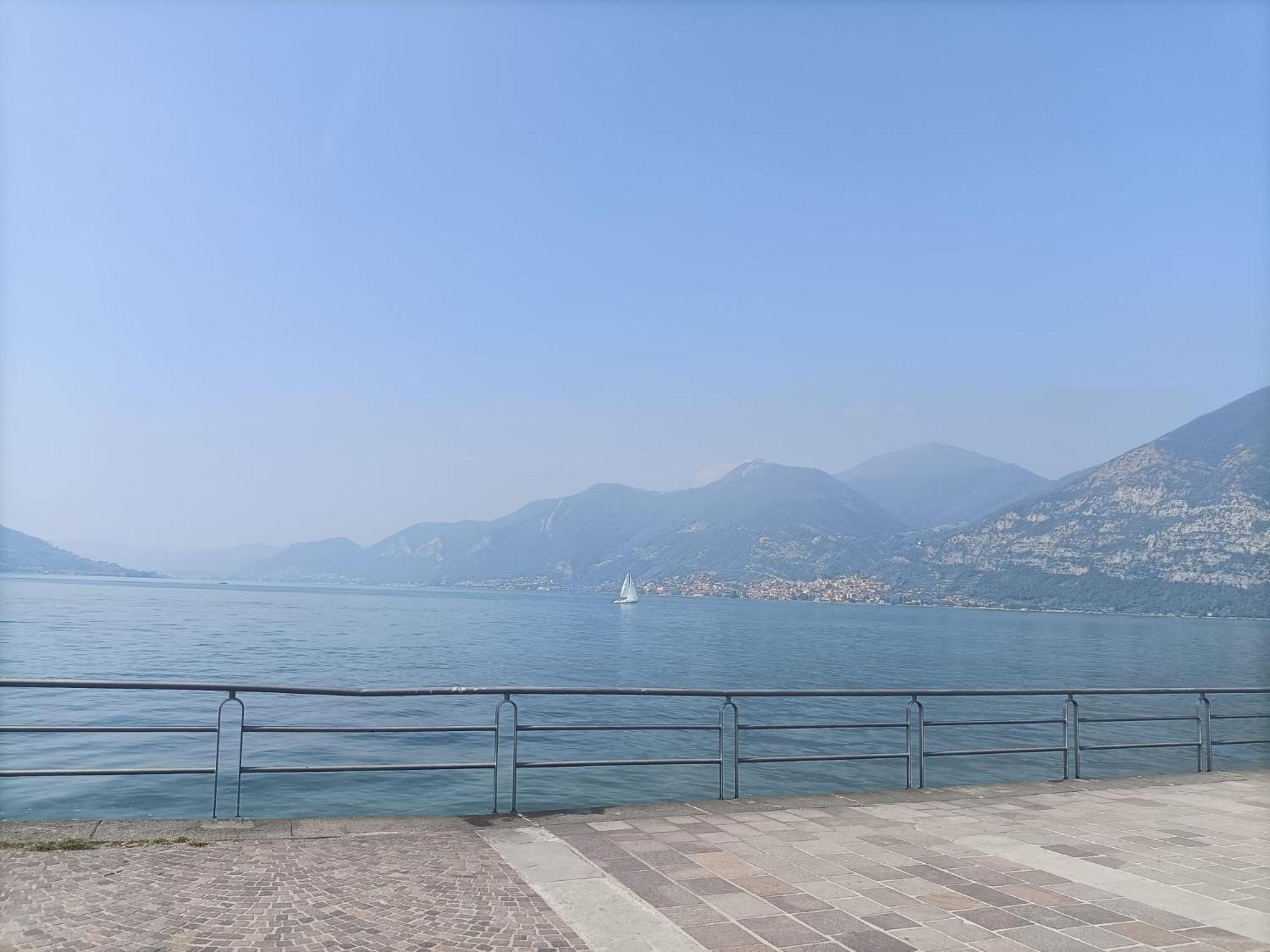 Beth House Iseo Apartment Стая снимка